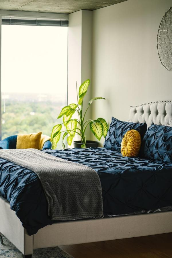 롤리 Upscale Downtown High-Rise 아파트 외부 사진